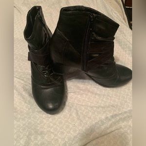 TENDER TOOTSIE ANKLE BOOTS (scuffs)